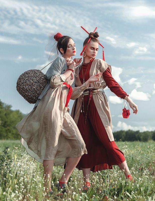 fashion, japanese style, two, plein air, outdoors One wayphoto preview