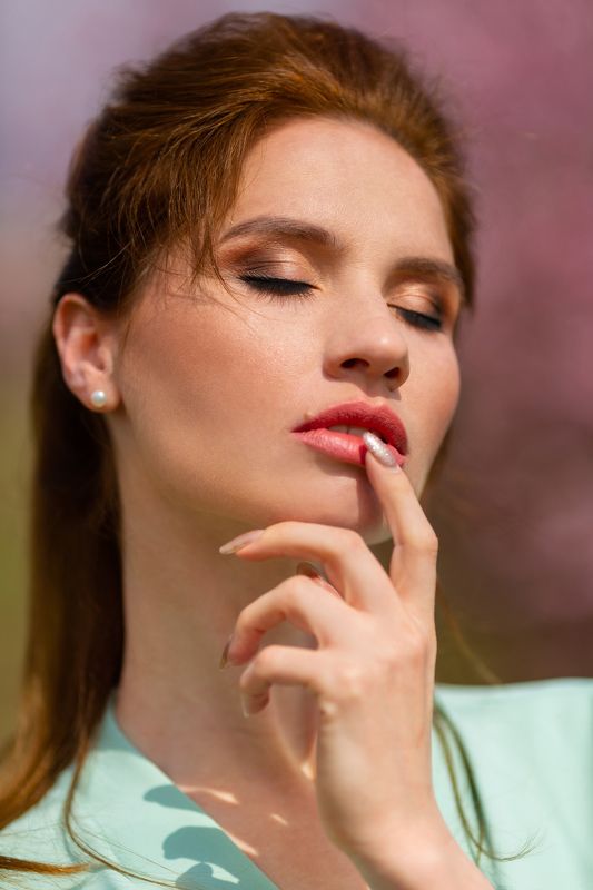 портрет женский портрет желаниеphoto preview