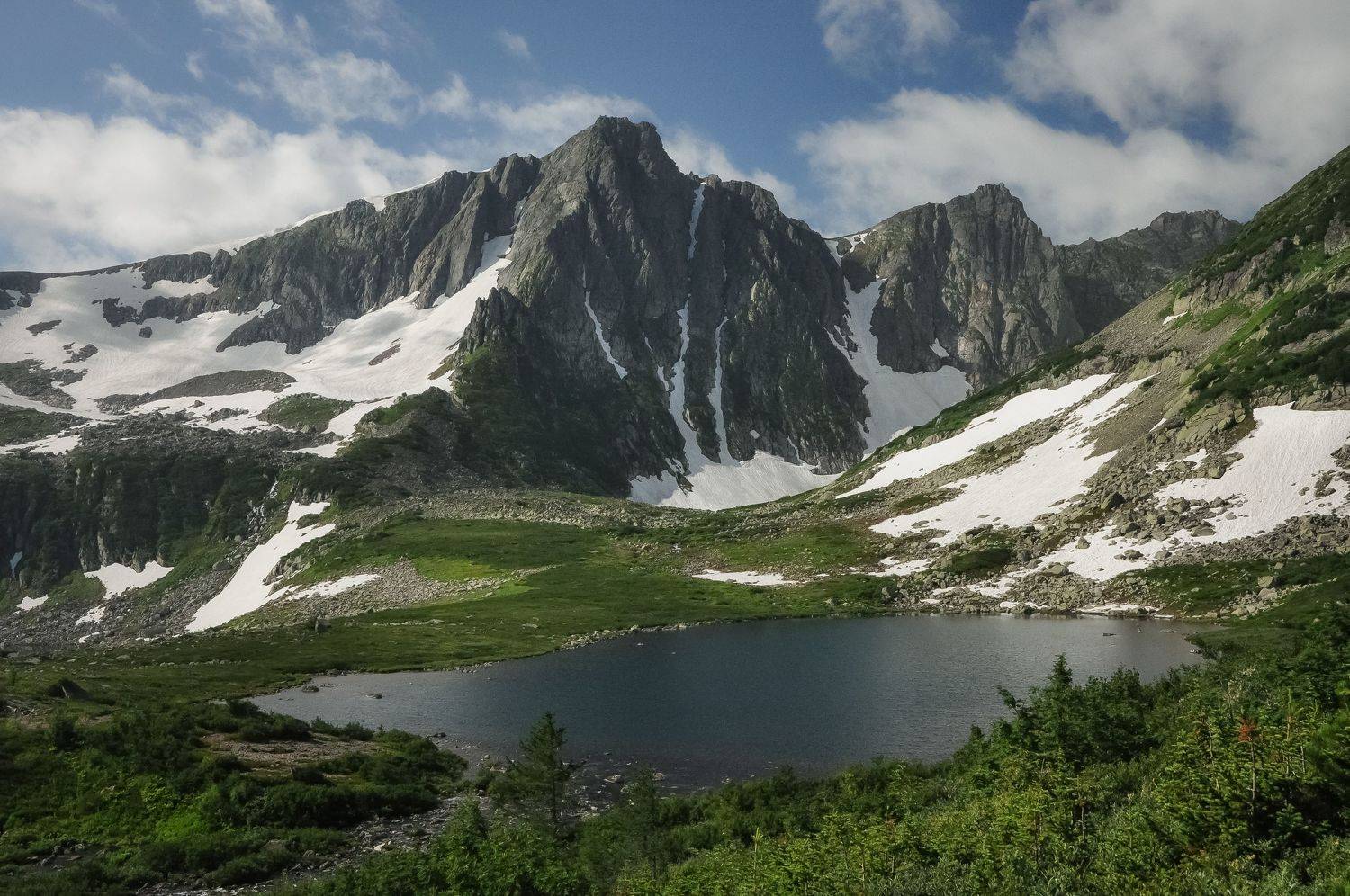 россия, хакасия, кузнецкий алатау, золотая долина, лето, озеро харлыгколь,горы, Холзаков Вячеслав