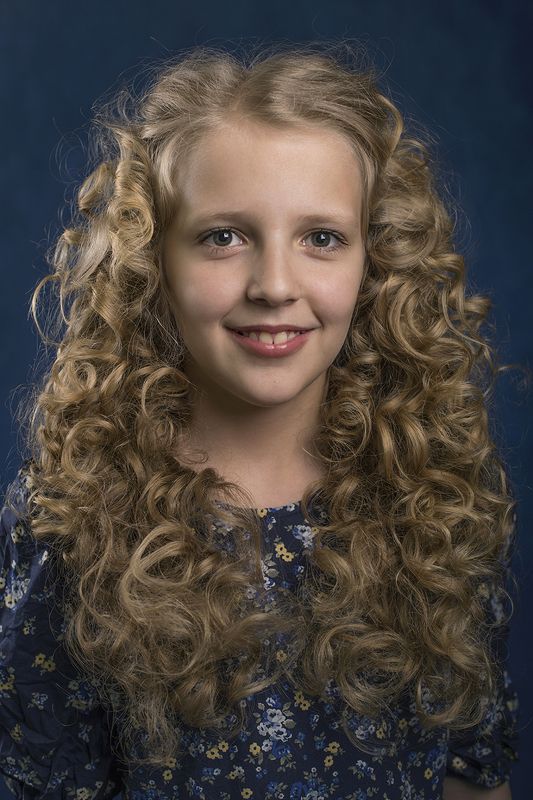 дети портрет девочка Аленаphoto preview