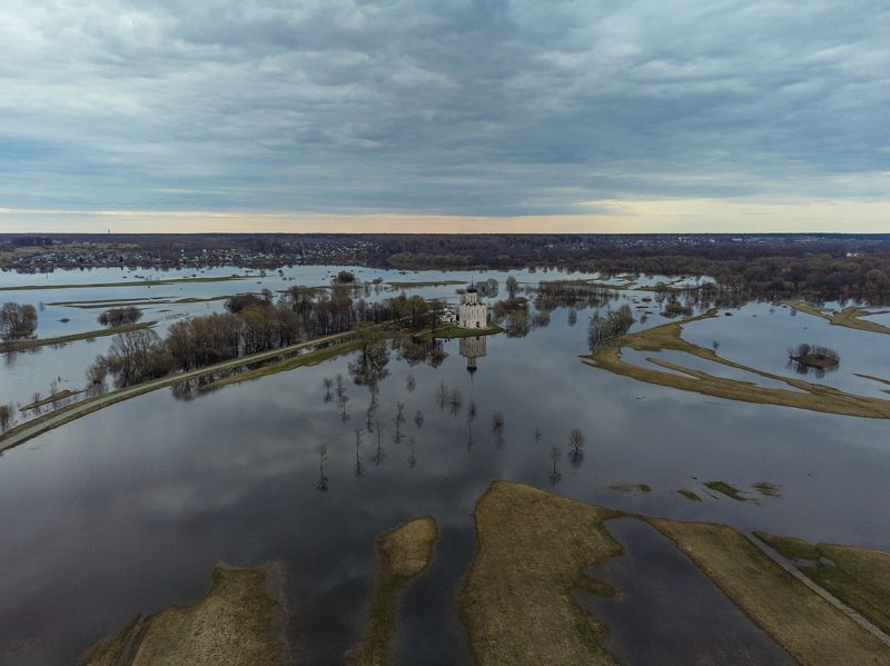 Покрова на Нерлиphoto preview