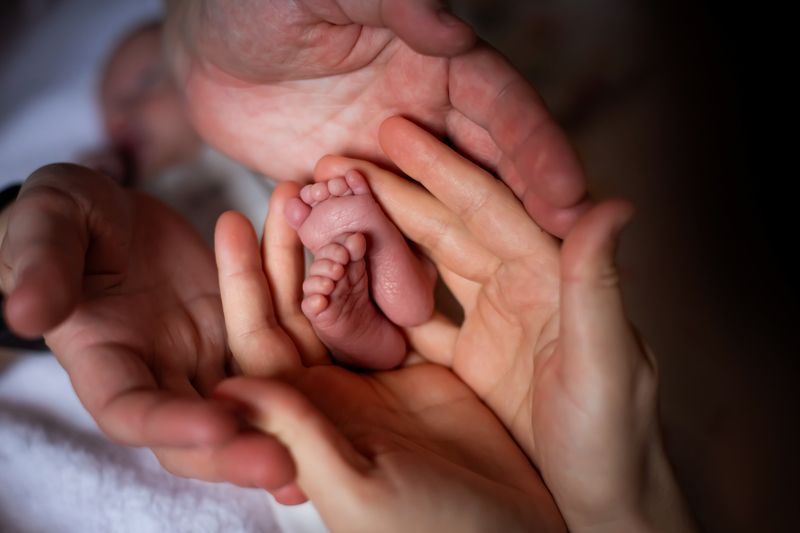 дети, новорожденные, семья, любовь, счастье, выписка, newborn, family, familyphoto Счастье в рукахphoto preview