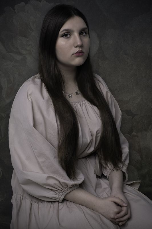 fine art, flowers, portrait, girl Монаphoto preview