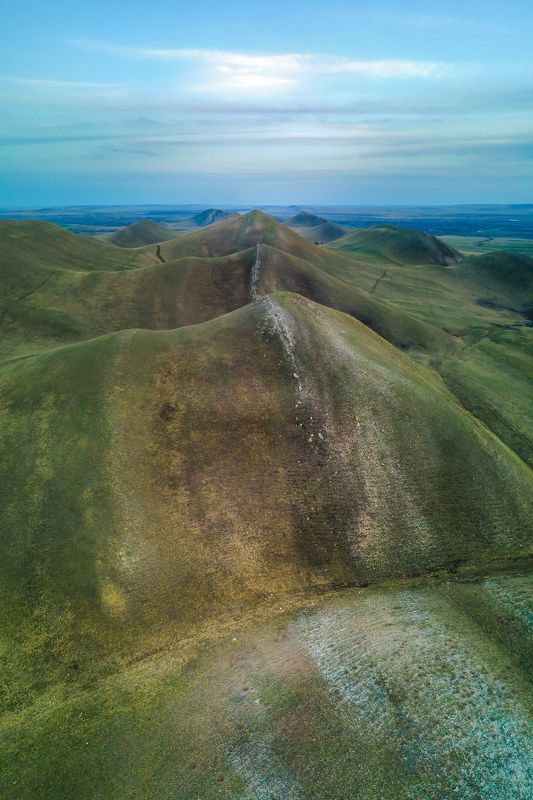 горы долгие урал весна холмы Хребетphoto preview