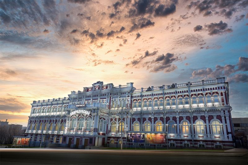 город, культура,здание,архитектура Концертный зал Свиридовскийphoto preview