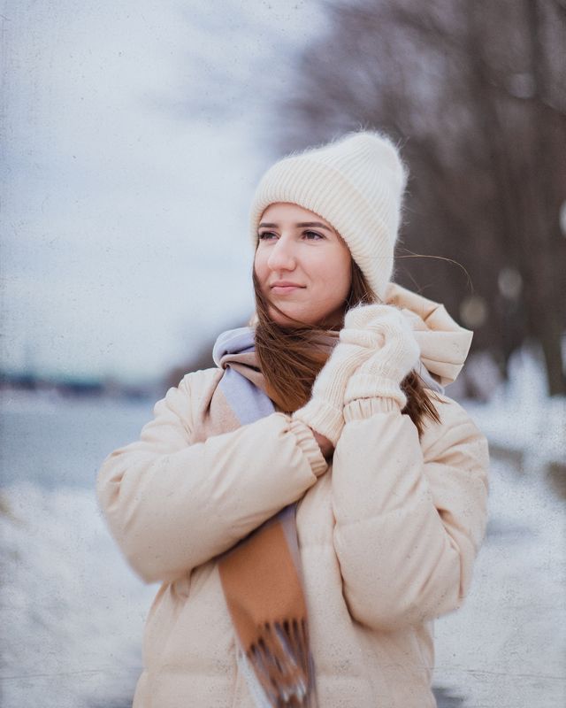 Портрет, фотосессия, зима, снег, река, шум, лес, природа, гелиос Евгения. Зимаphoto preview