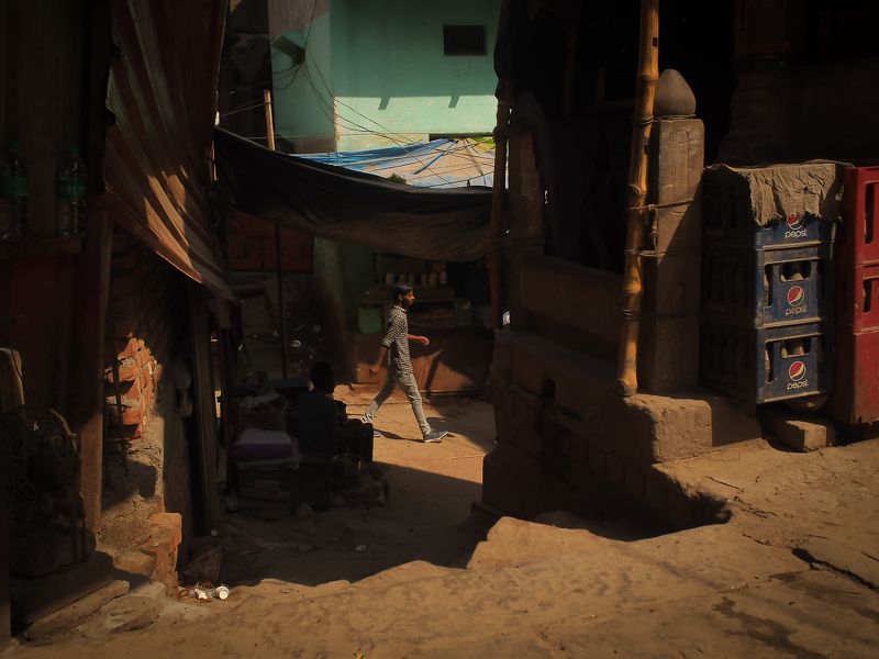 Varanasi, kashi, banaras, light and shadows, photography, Dhiraj Goswami  Light and shadows photo preview