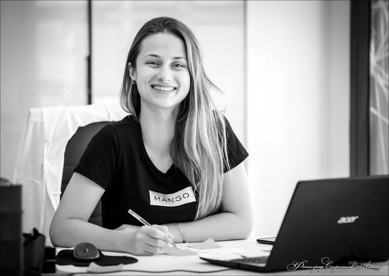 фотограф в испании, фотосессии в испании, торревьеха, девушка, фотограф, портрет, фотограф в торревьеха, испания, аликанте, черно-белое Карина, портреты в Испанииphoto preview