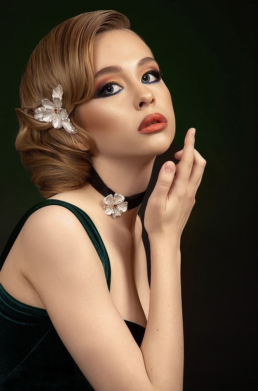 Девушкаphoto preview