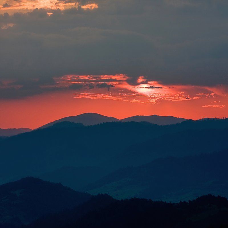 Red dawn ...photo preview