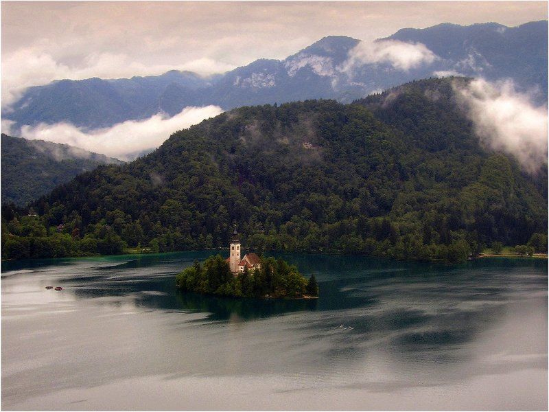 непогода нынче в модеphoto preview