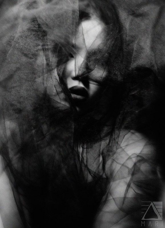 Mari-Juanaphoto preview