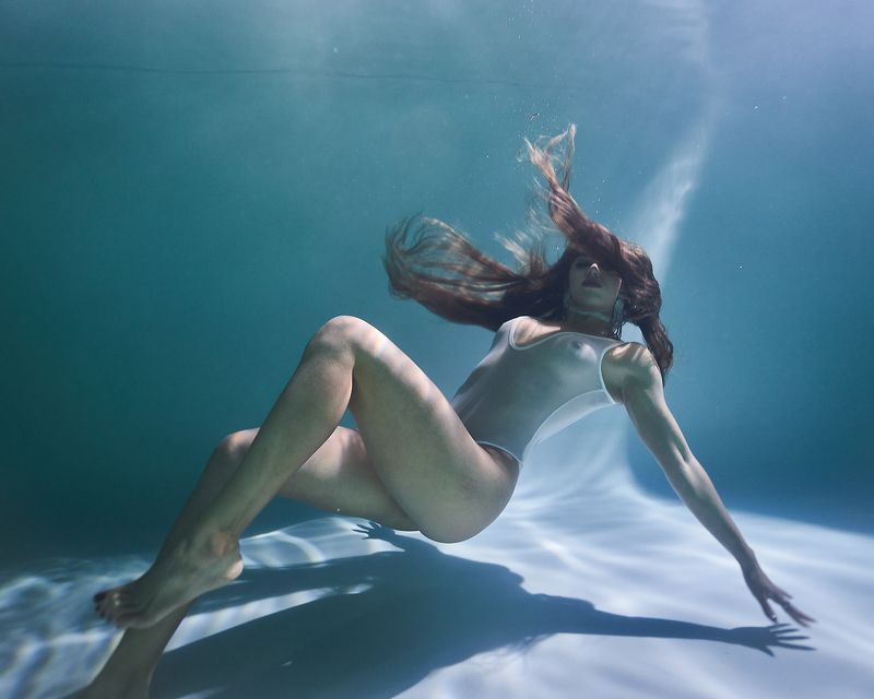 Underwater photo preview