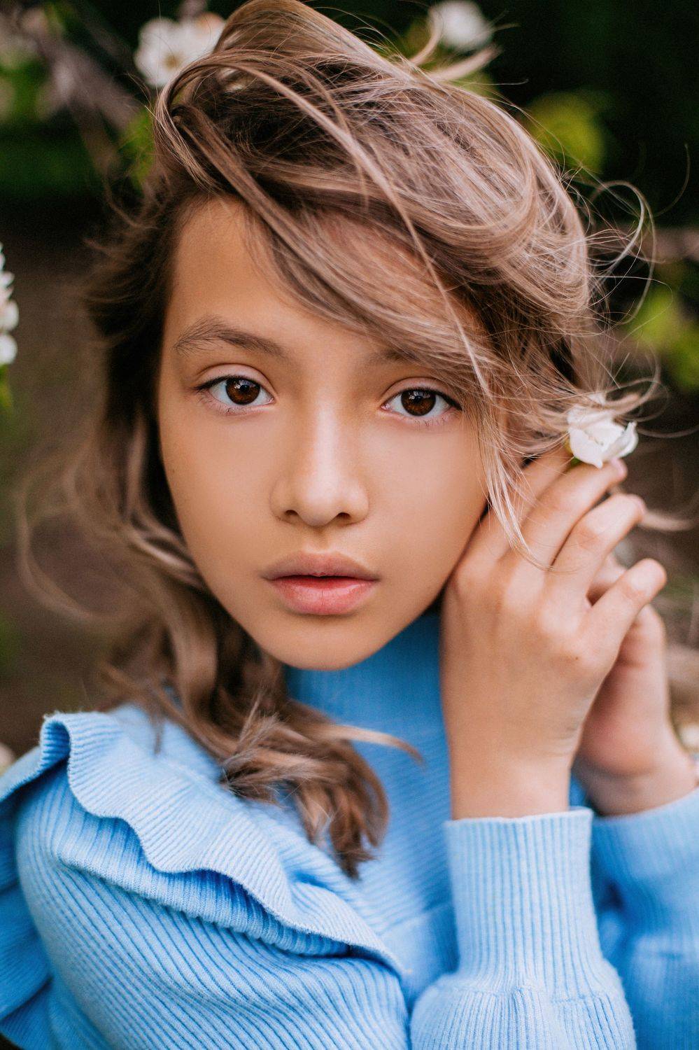 девочка, ребенок, портрет, детский портрет, портрет девочки, глаза. детское портфолио,весна,цветы,цветение, Светлана