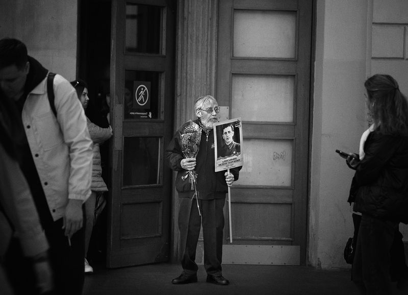 9 мая, чб фото, стрит фото, уличная фотография 9 маяphoto preview