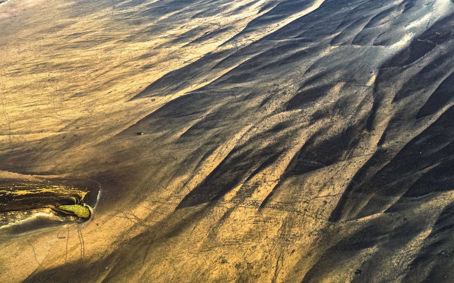 Золотая река,чёрные берега. Автор: Ruslan Stepanov аэрофотосъёмка,пейзаж,река,абстракция, Ruslan Stepanov