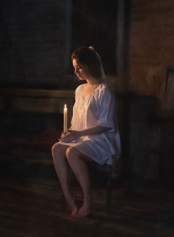 Портрет, девушка, русская, ночь, свеча, гадание, святки Майя. Святочная ночьphoto preview