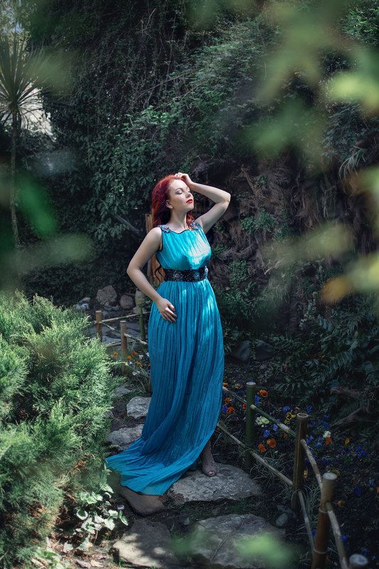 рыжая девушка бирюза парк фантазия  Фитофантазияphoto preview
