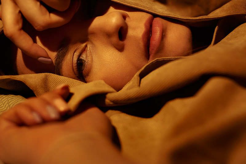 Портрет в домашних условияхphoto preview