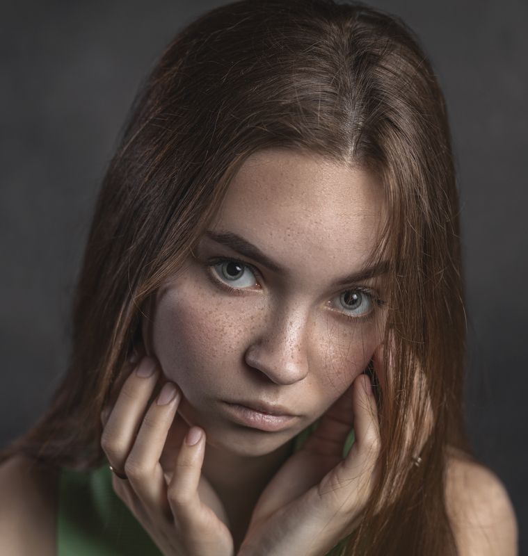 портрет, девушка, веснушки, женский портрет, взгляд, portrait, sight Настя фото превью