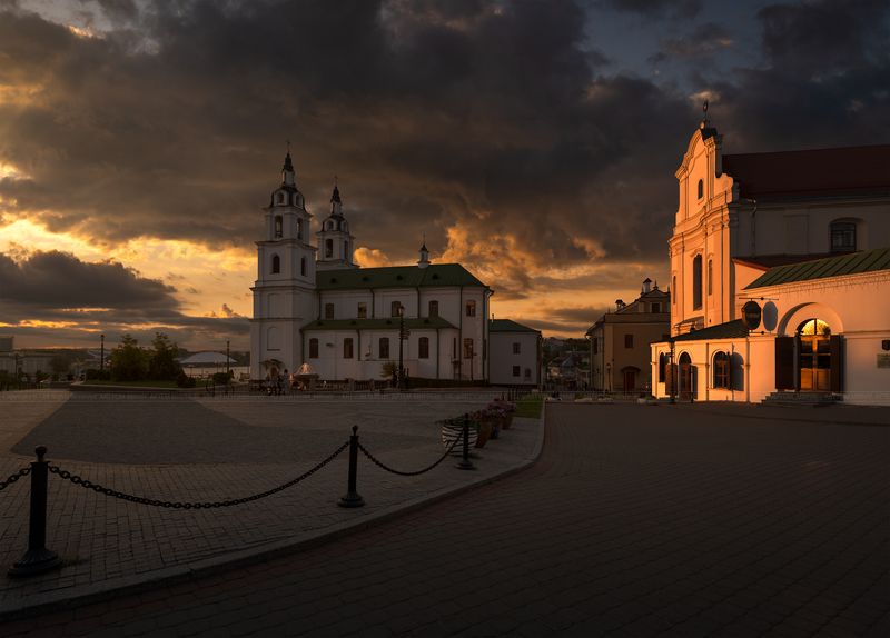 книга владыка моря, артем мирный, белоруссия, беларусь, собор, искусство, art, artyom mirniy, belarus, минск, minsk Кафедральный собор Сошествия Святого Духа. Город Минск (Беларусь)photo preview