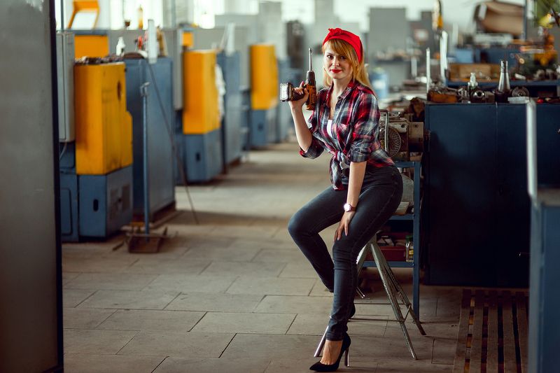 Заводской Pin-Upphoto preview