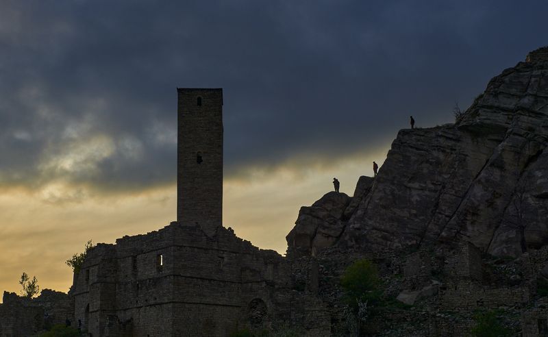 Сторожева башня в селе Старый Кахиб фото превью