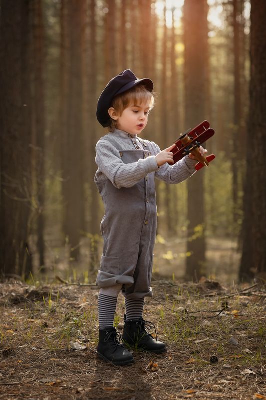 дети,мальчик,игра,ребенок, мир,любовь Поиграемphoto preview