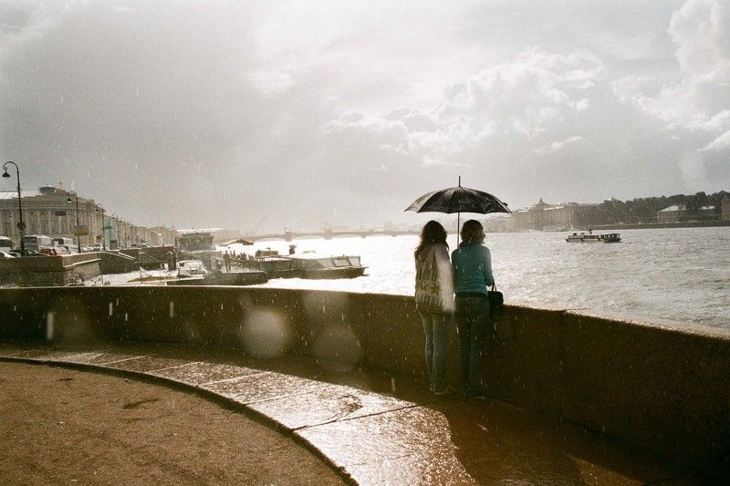 rain, umbrella, дождь, зонт, Кораблики, мокро, Набережная, Небо, Нежность, Осень, Питер, санкт-петербург, Солнце Дождь в Петербургеphoto preview