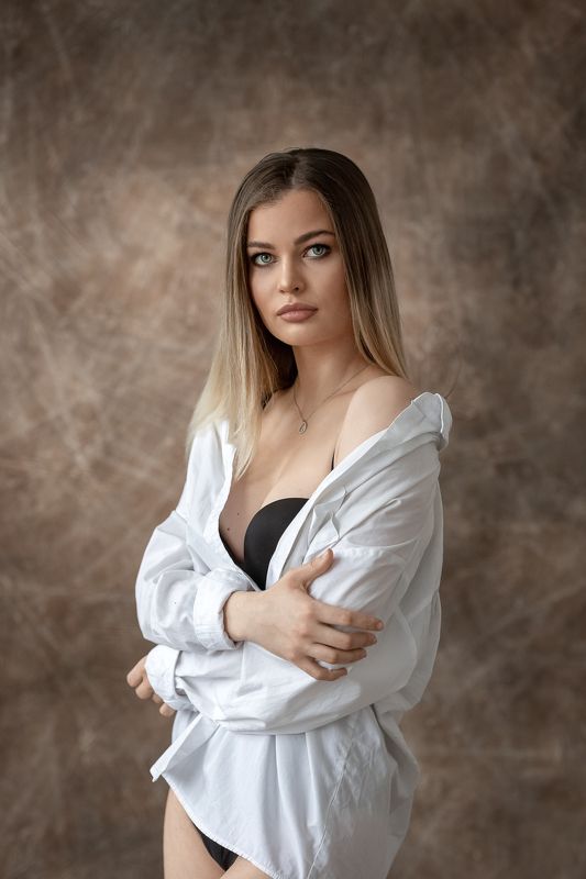 Женский портрет портрет девушки Лизаphoto preview