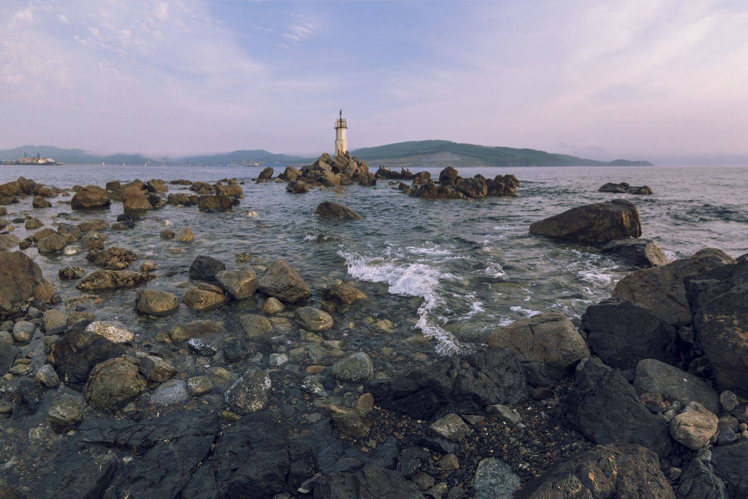 Мыс Каменского. Автор: Кузнецов Александр Маяк, море, Кузнецов Александр