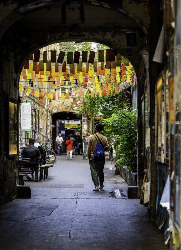 street BERLIN | A colourful cityphoto preview
