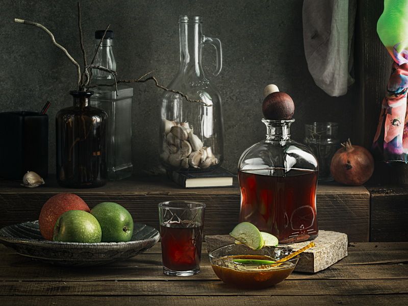 Still life, kitchen, dishes, pomegranate juice, apples, honey, daylight \\ Натюрморт, кухня, посуда, гранатовый сок, яблоки, мед, дневной свет Pomegranate juice \\ Гранатовый сокphoto preview