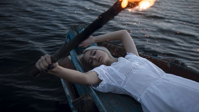 Женский портрет, постановочная фотография Firephoto preview