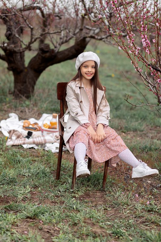 Весенняя прогулкаphoto preview