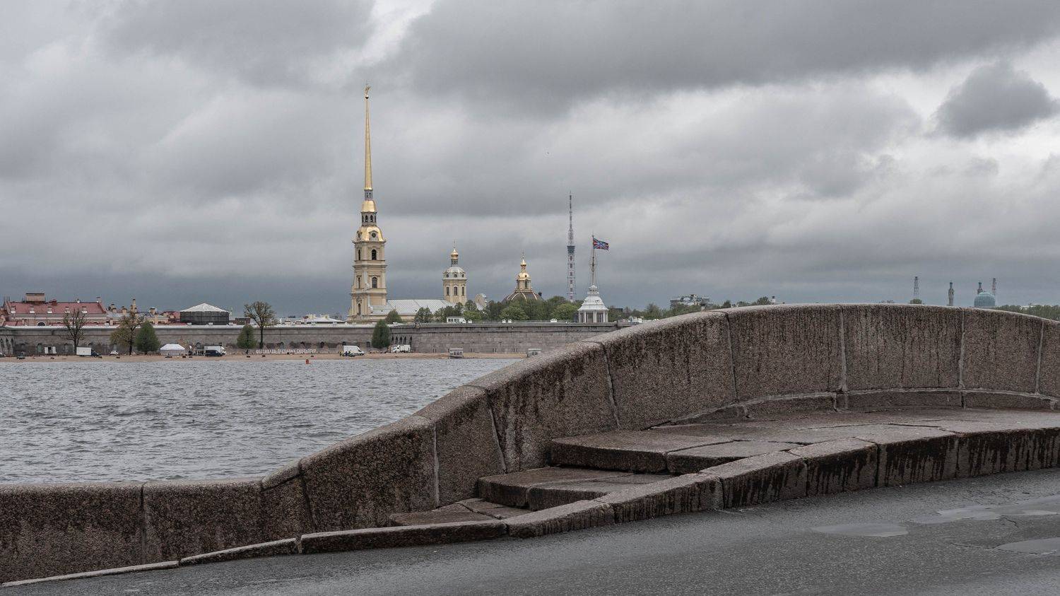 Одетые камнем. Автор: Сергей Каверин , Сергей Каверин