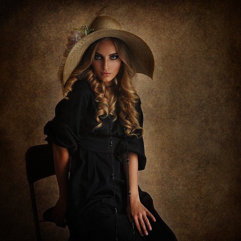 Внучка Красной шапочкиphoto preview