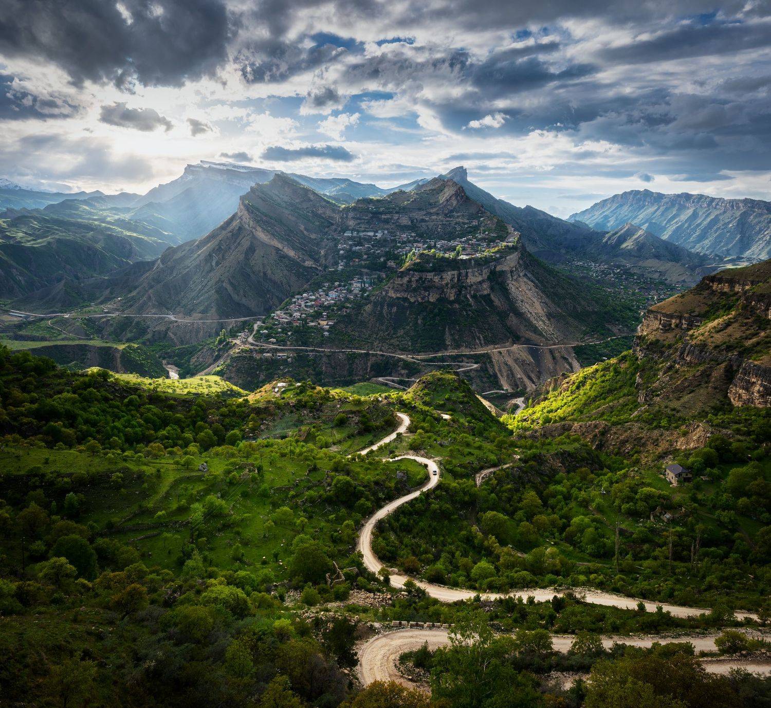 Природная крепость. Автор: Уфимцев Юрий дагестан, кавказ, гуниб, крепость, Уфимцев Юрий