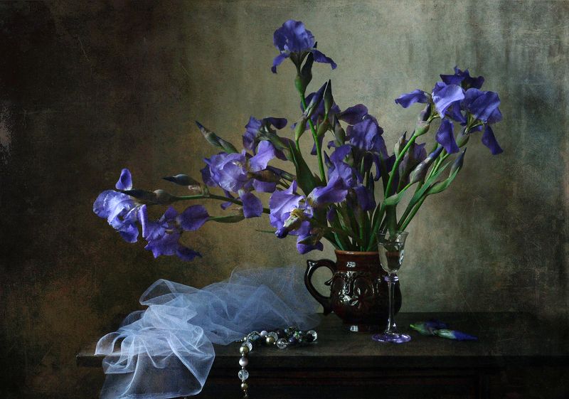 миламиронова, фотонатюрморт, натюрмортсцветами, цветы, букет, stilllife, ирисы, весна С ирисами...photo preview
