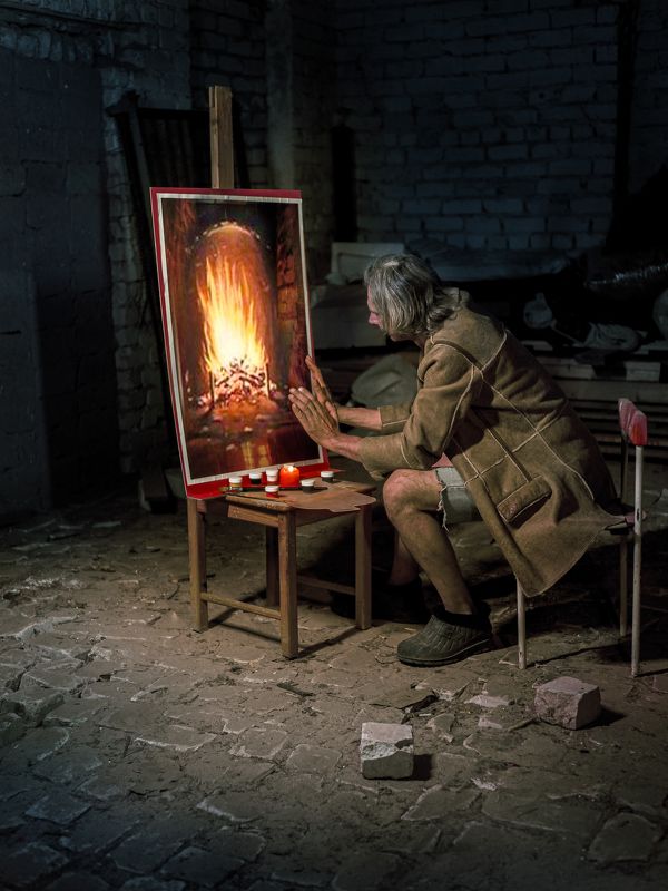 камин, одиночество. мужчина, холод Одиночествоphoto preview