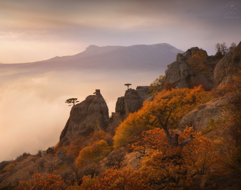 крым, демерджи, чатырдаг Осенняя картинаphoto preview