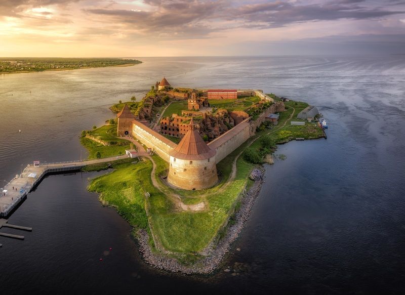 крепость, орешек Крепость \