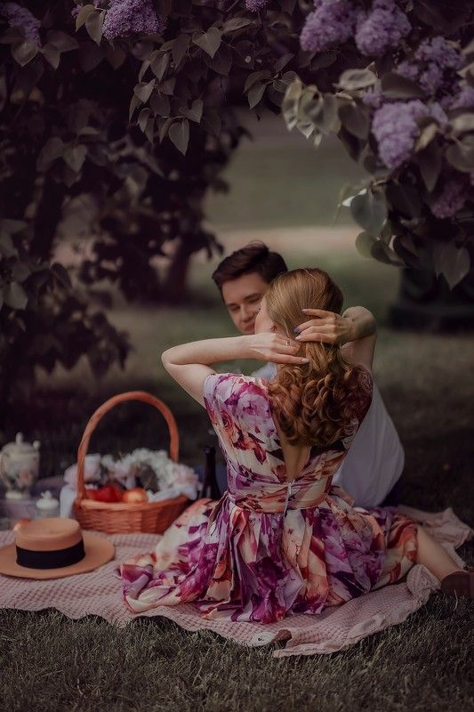 семья, пара, сирень, цветение, любовь Lilac 2photo preview