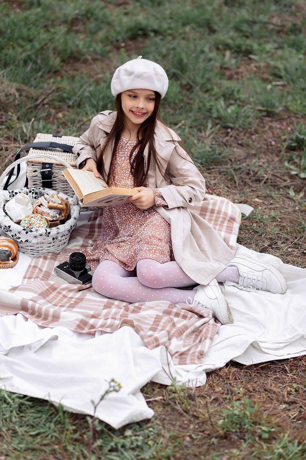 дети девочка весна персиковый сад , Анна Глушко