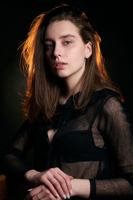 portrait, low key, girl, eyes, sony, studio, dark Лесяphoto preview
