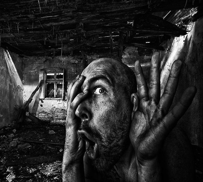 Bw, Eye, Light, Lost, Man, Noise Hałasphoto preview