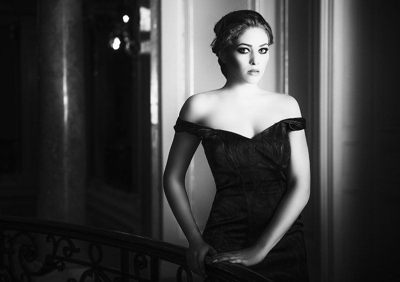 Meet Yvettephoto preview