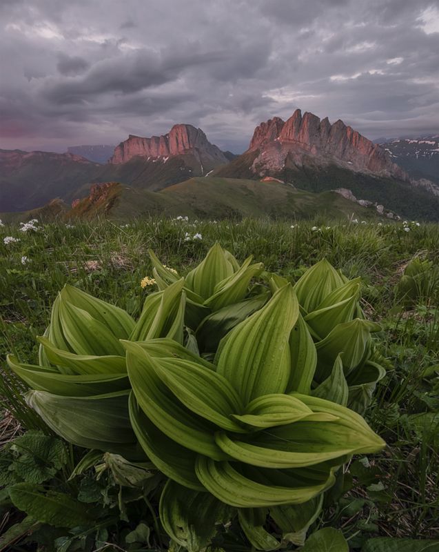 западный кавказ, ачешбок, чёртовы ворота, лето , рассвет Ачешбокphoto preview