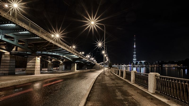 Звезды над Ушаковской развязкой. Cанкт-Петербург фото превью