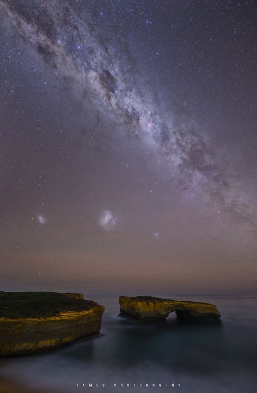 Milkyway Milky Way over London Bridgephoto preview
